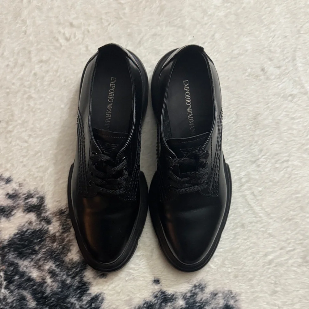 Emporio Armani Sleek Lug Sole Oxford Shoes - Picture 4 of 8